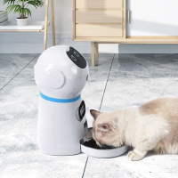 Automated interactive pet feeder automatic for cats and dogs